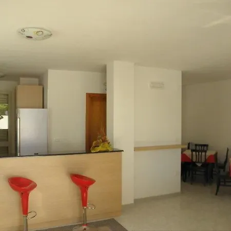 Blue Sky - Aparthotel 3*